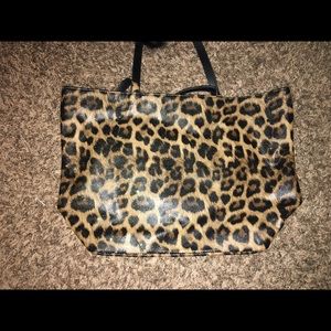 Leopard purse